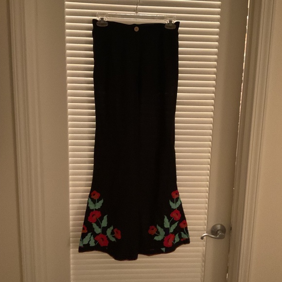 Chasing Unicorns If I Should Fall Behind Linen Pants Black Embroidered Flowers S - Picture 2 of 6